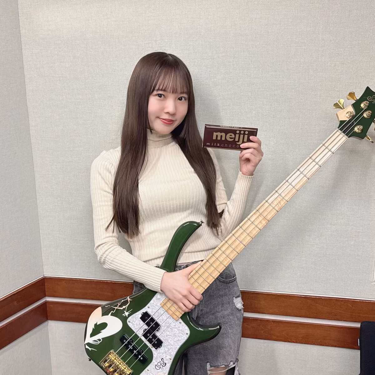 たぎたぎなMINA部長！ "フリー様と感動の再会❤️‍🔥" #MINAの軽音部