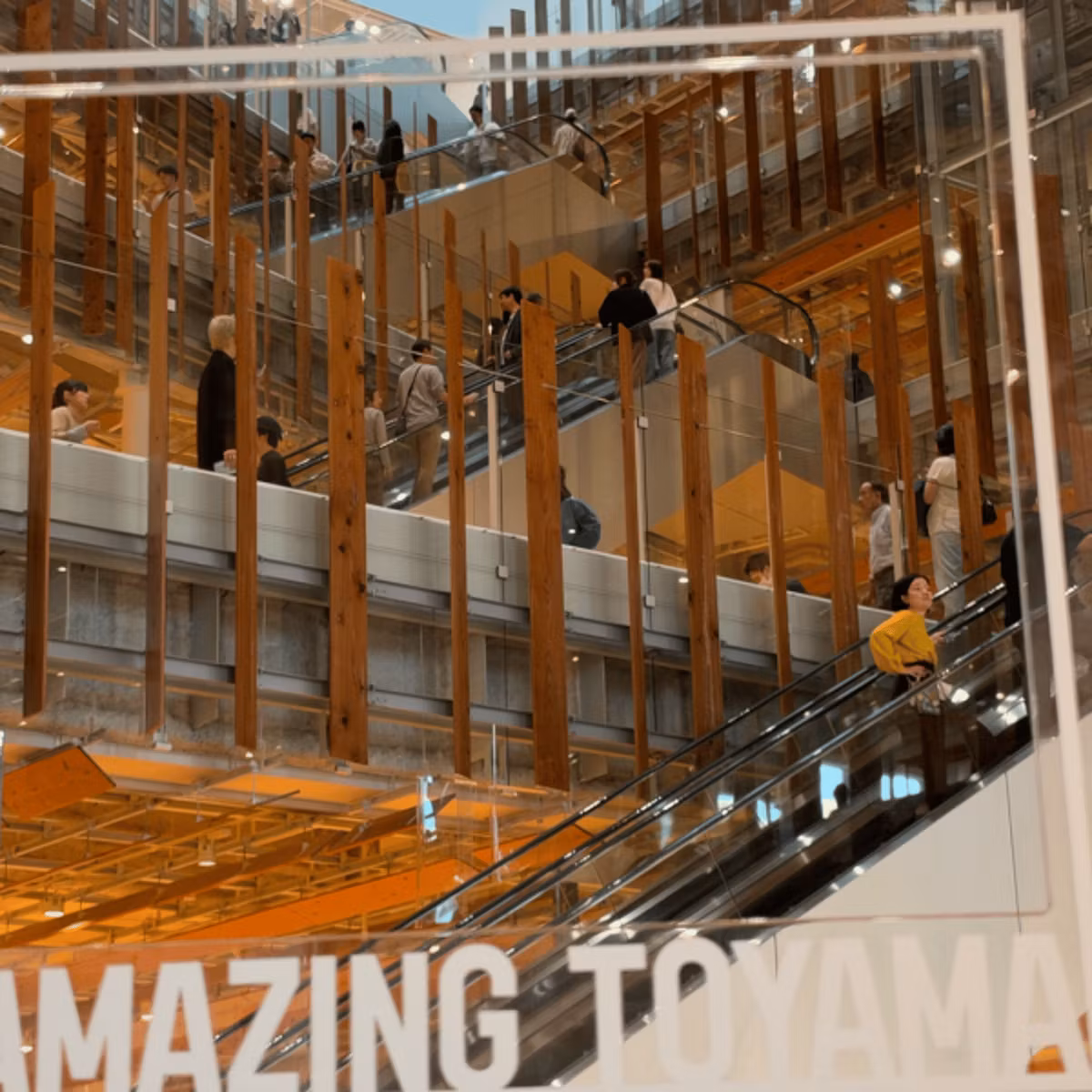【金沢駅】花凛さん講演会へ出発〜