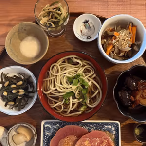 一人ひとりに合った御食事をつくって