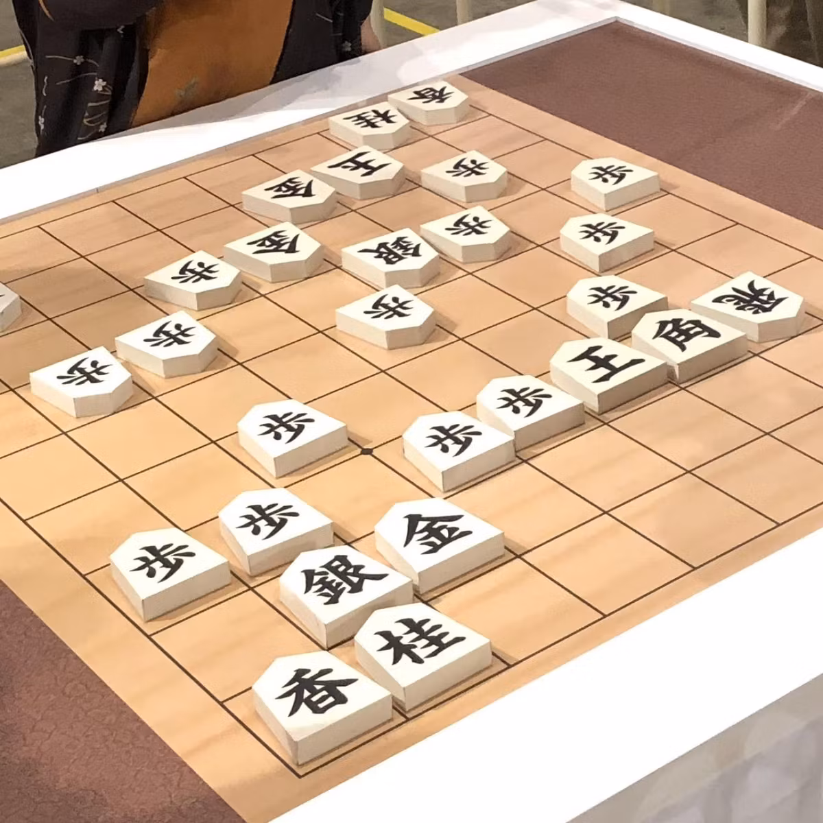 読む将